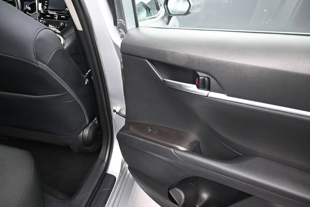 Used 2022 Toyota Camry LE FWD image 19