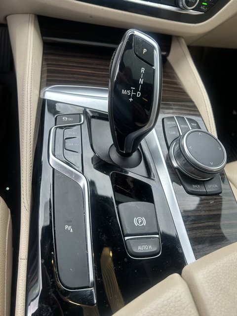 Used 2018 BMW 530i image 12