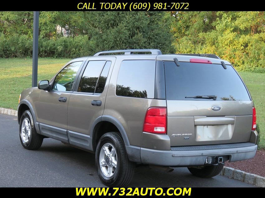 Used 2003 Ford Explorer XLT image 10