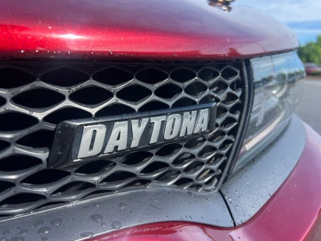 Used 2018 Dodge Charger R/T RWD image 4