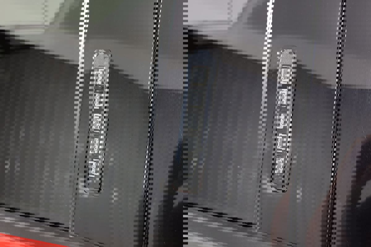 Used 2020 Ford F150 Raptor w/ Equipment Group 802A Luxury AWD/4WD image 53