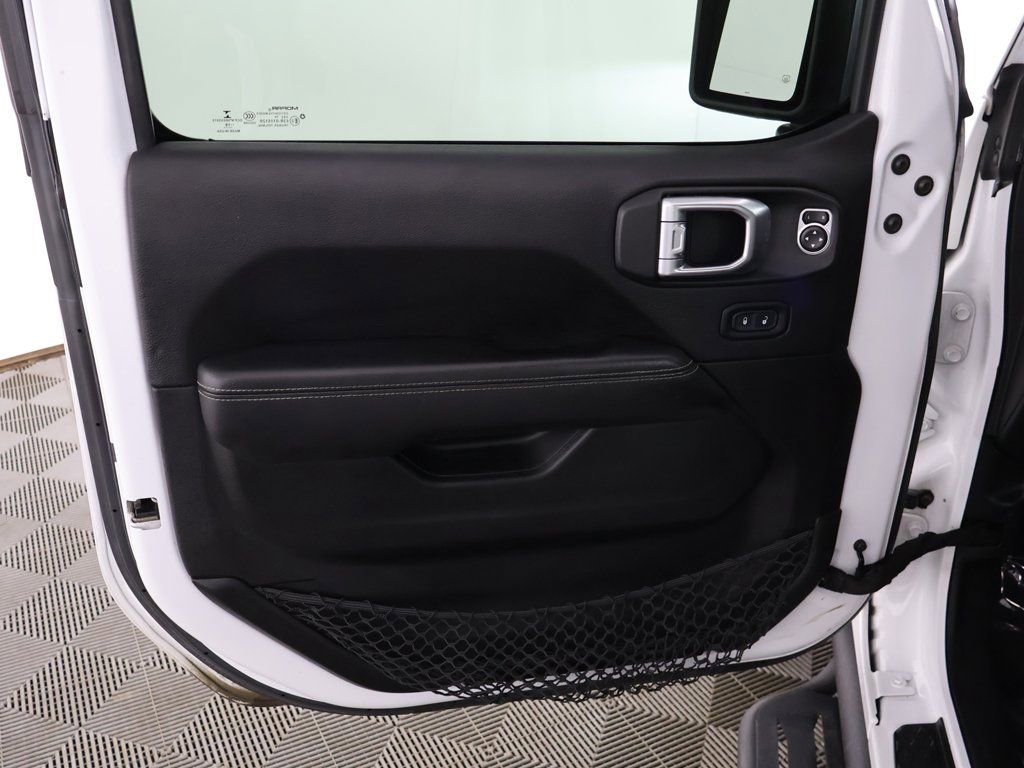 Used 2020 Jeep Gladiator Rubicon AWD/4WD image 19