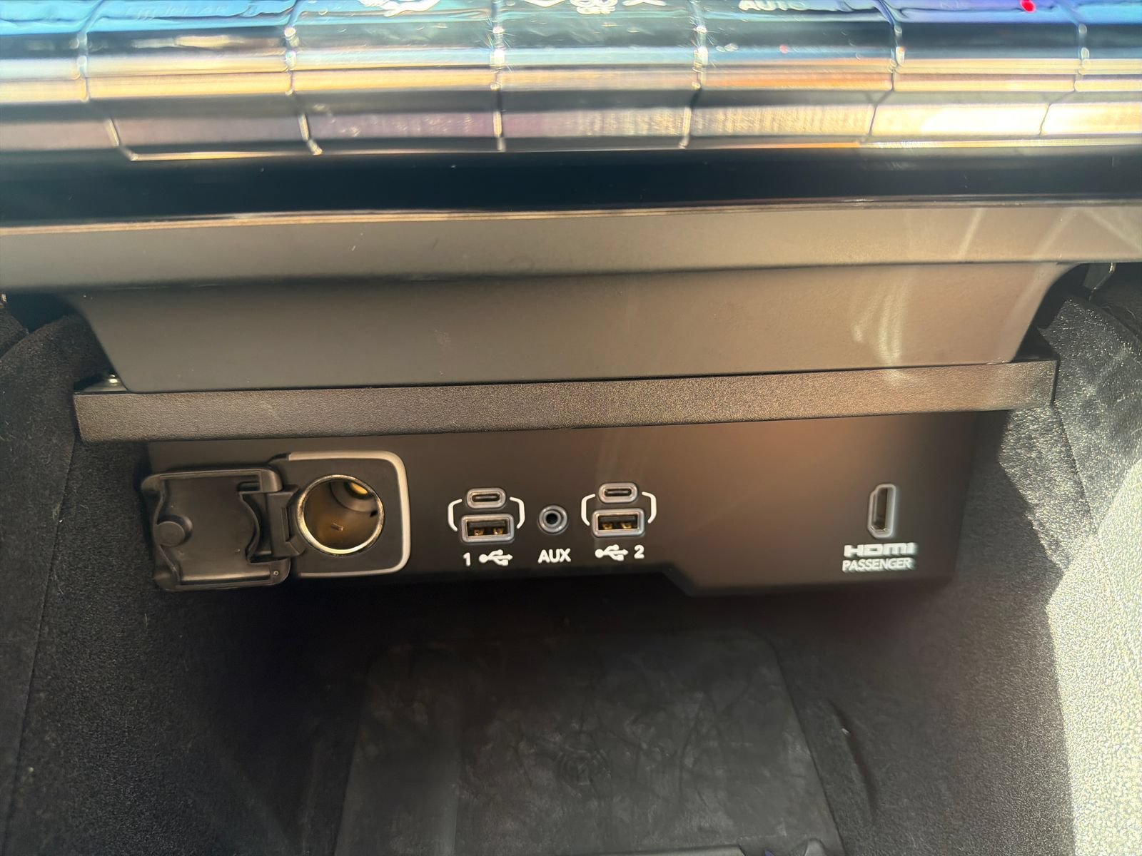 Used 2024 Jeep Grand Wagoneer Series III AWD/4WD image 52