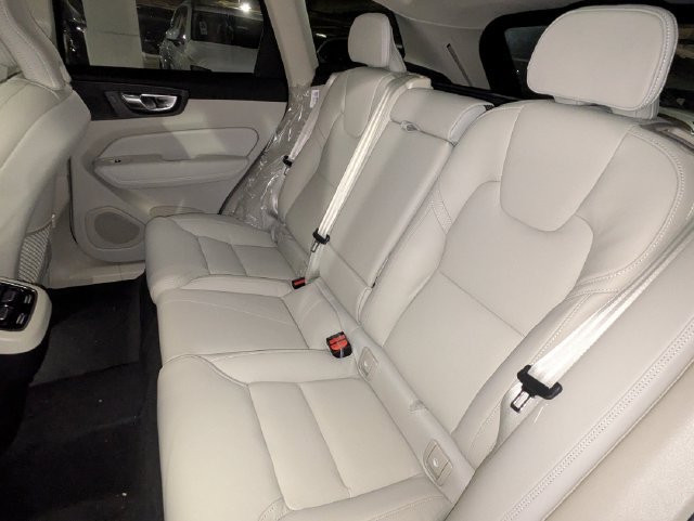 New 2026 Volvo XC60 B5 Ultra w/ Climate Package AWD/4WD image 26