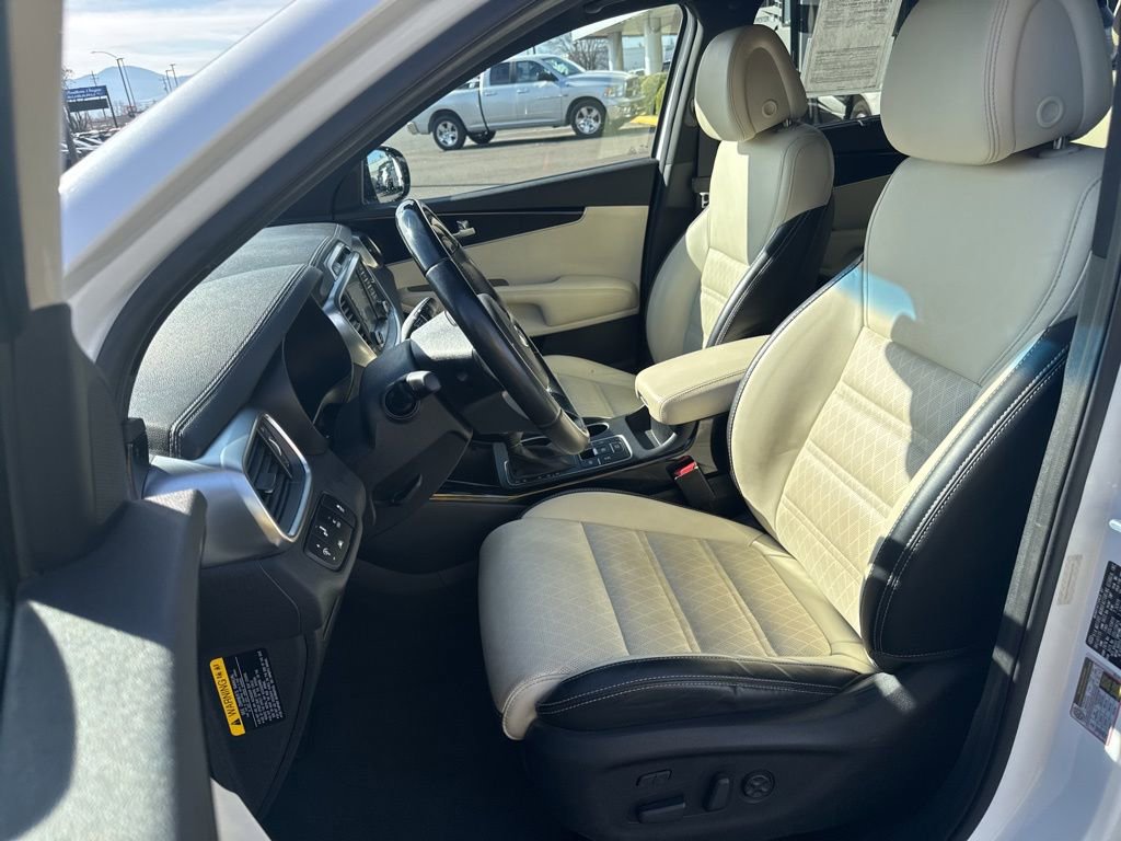 Used 2016 Kia Sorento SX w/ SXL Technology Package image 10