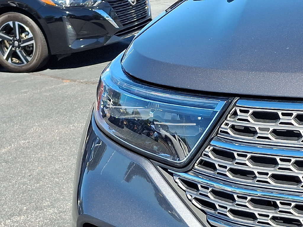 Used 2024 Ford Explorer Limited RWD image 9