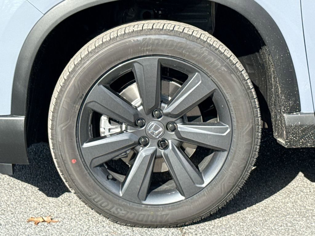 New 2026 Honda Pilot Sport image 18