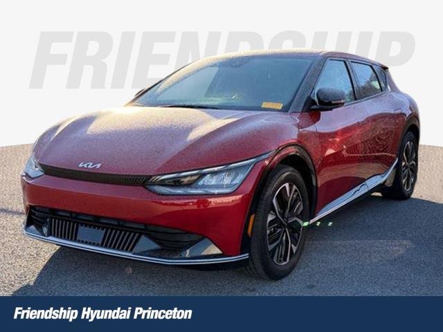 Used 2022 Kia EV6 Wind image 1