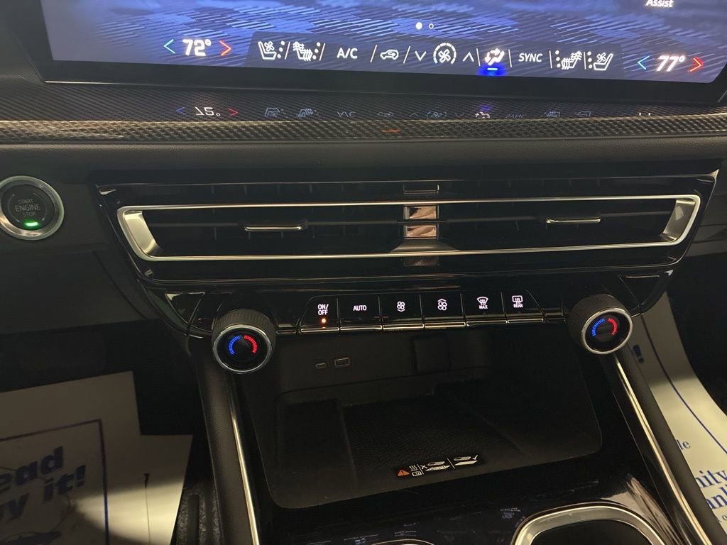 Used 2025 Chevrolet Traverse High Country image 19