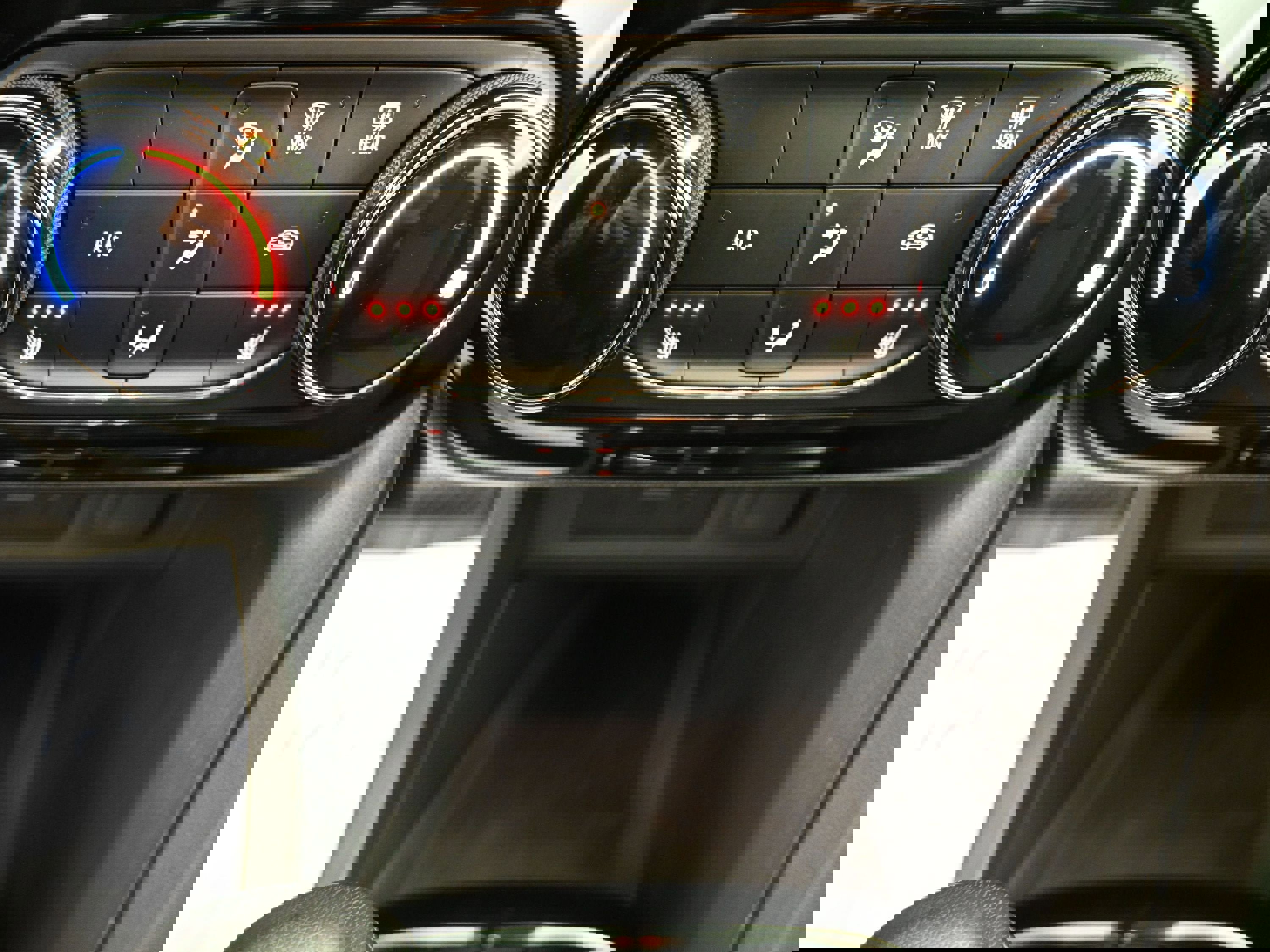 Used 2023 Buick Encore GX Preferred w/ Cold Weather Comfort Package image 16