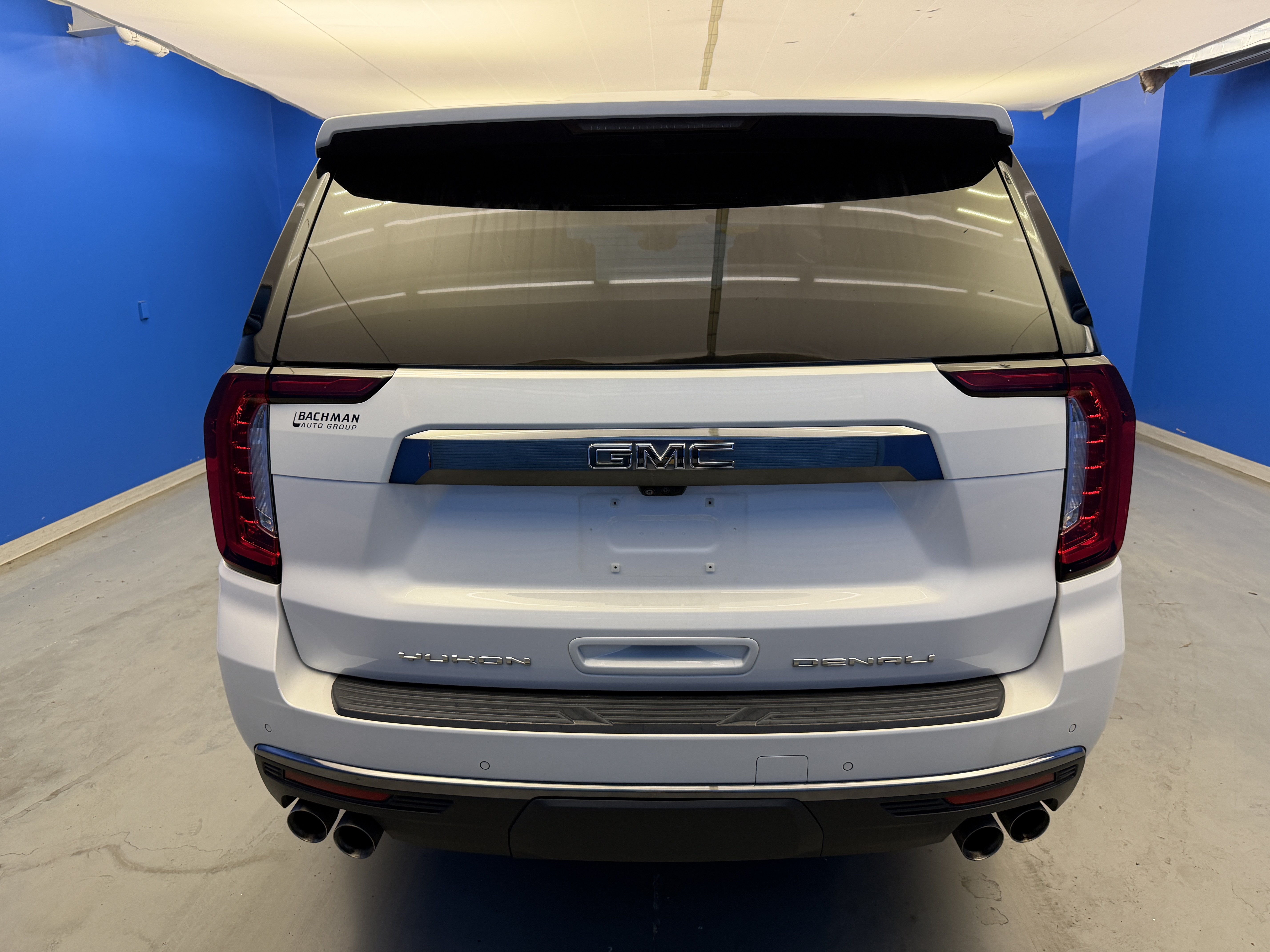 Used 2023 GMC Yukon XL Denali Ultimate AWD/4WD image 6