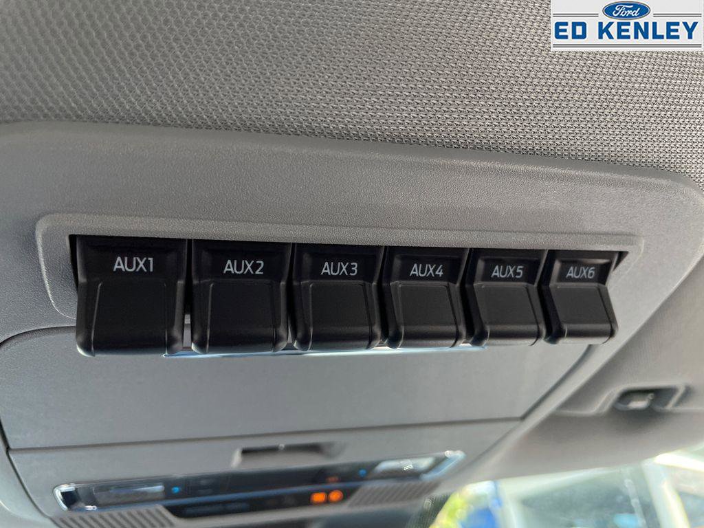 New 2026 Ford F350 Lariat image 19