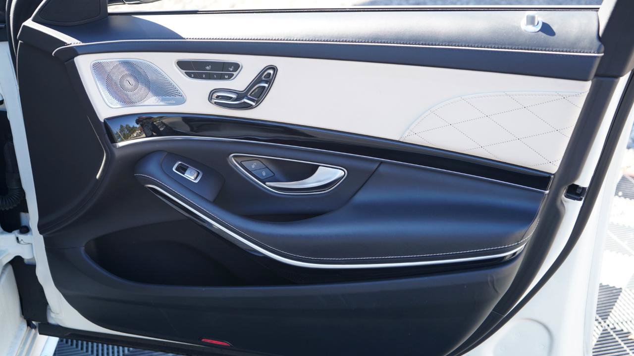 Used 2015 Mercedes-Benz S 63 AMG 4MATIC Sedan image 48