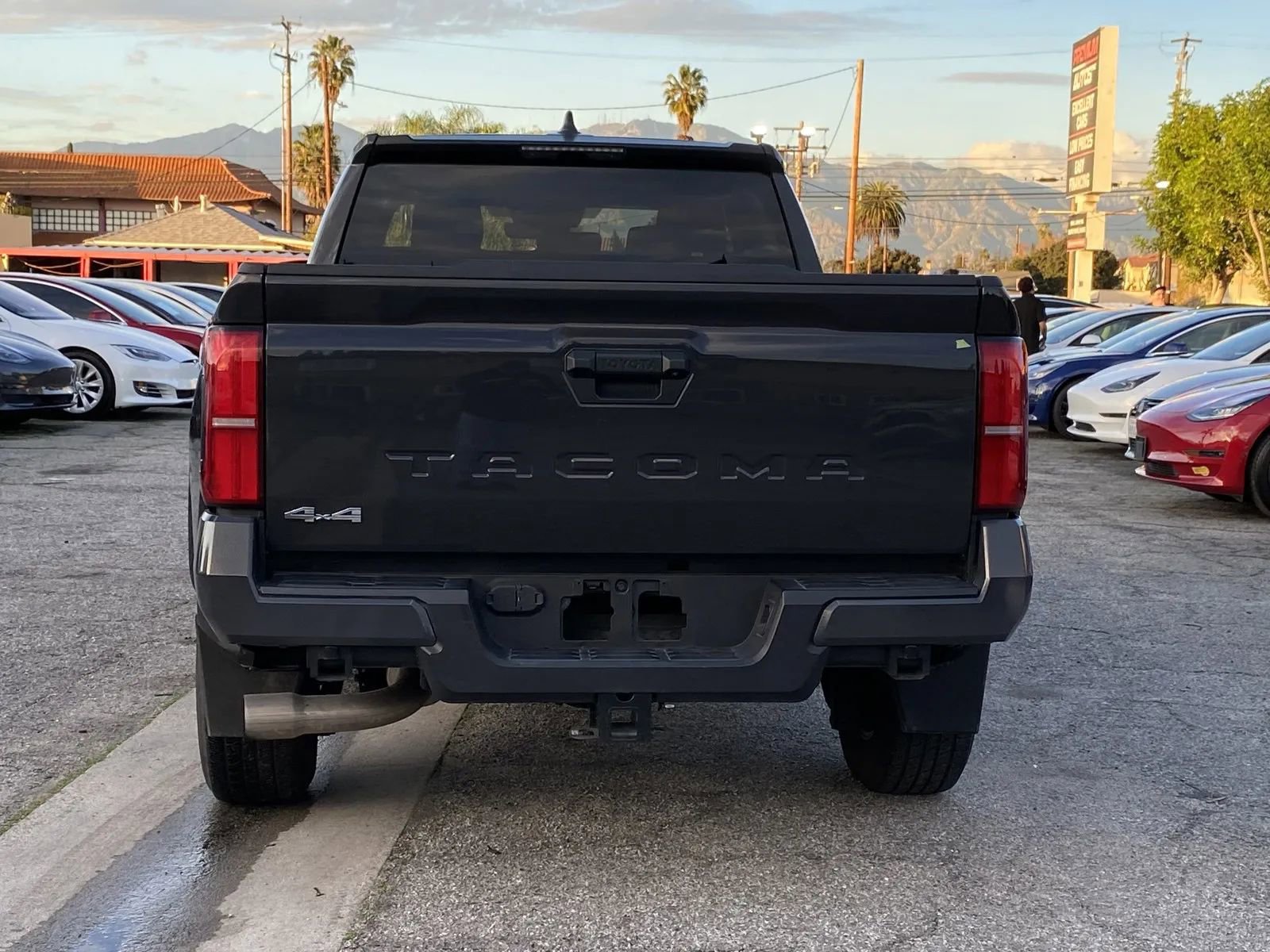 Used 2024 Toyota Tacoma SR5 image 3