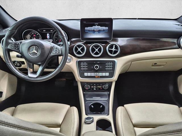 Used 2019 Mercedes-Benz CLA 250 image 15