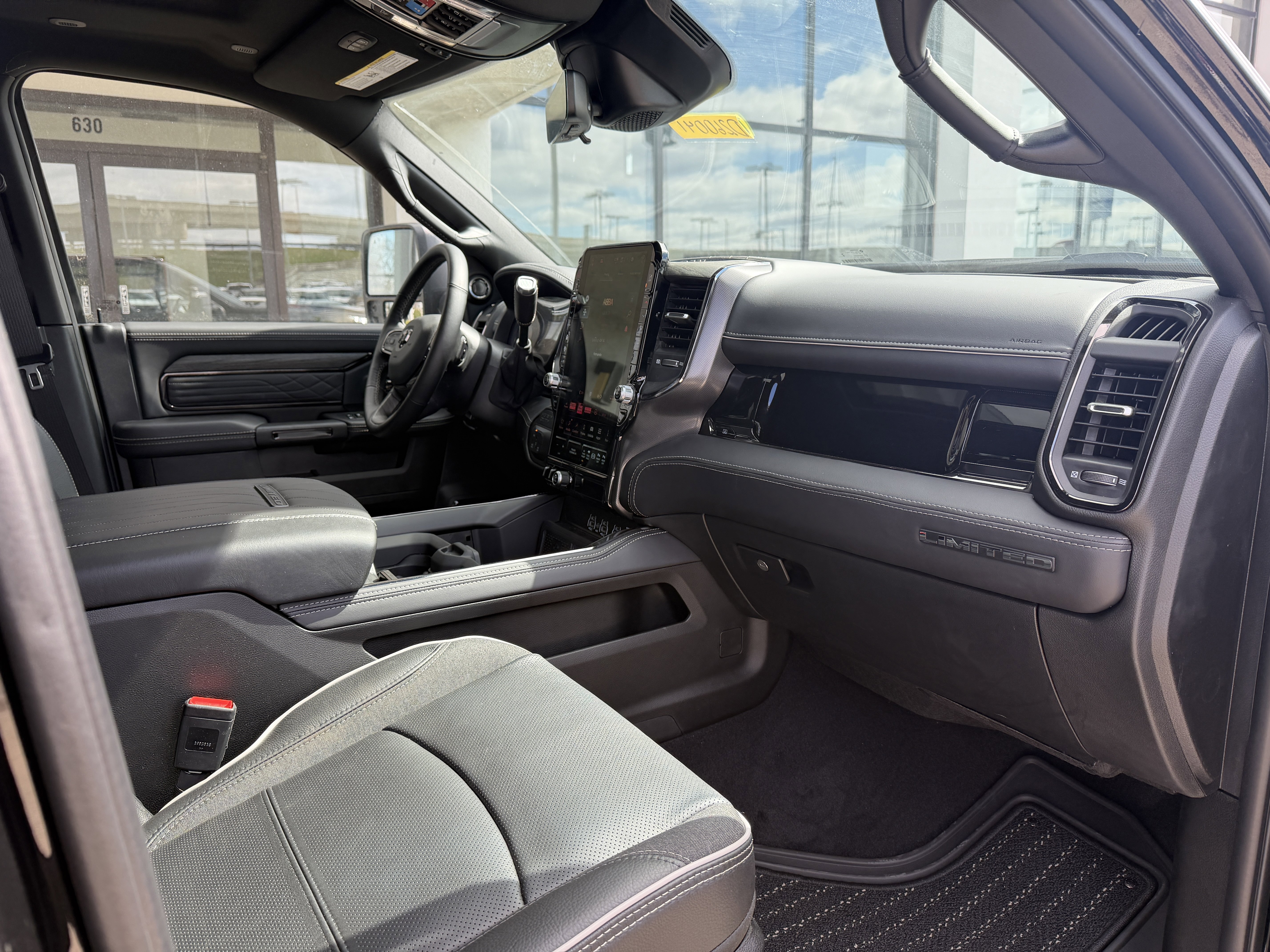 New 2026 RAM 2500 Limited image 28