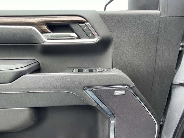 Used 2025 Chevrolet Silverado 1500 LT Trail Boss w/ Convenience Package II AWD/4WD image 13