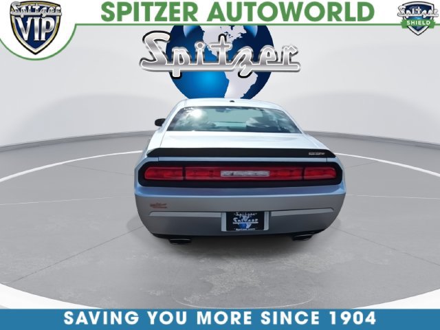 Used 2009 Dodge Challenger SRT8 w/ SRT Option Group II RWD image 13