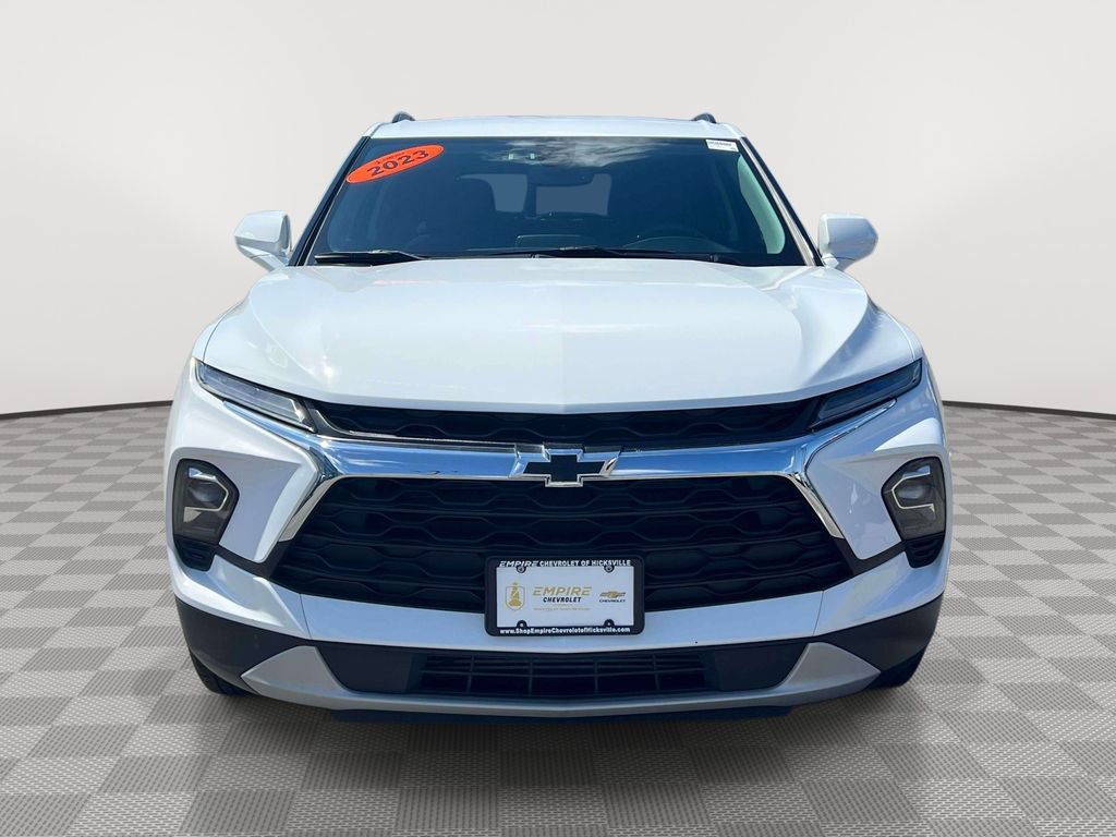 Used 2023 Chevrolet Blazer LT w/ Convenience Package AWD/4WD image 2