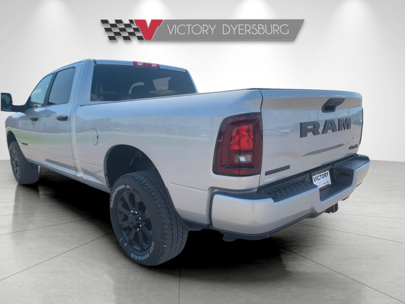 New 2026 RAM 2500 Big Horn AWD/4WD image 6