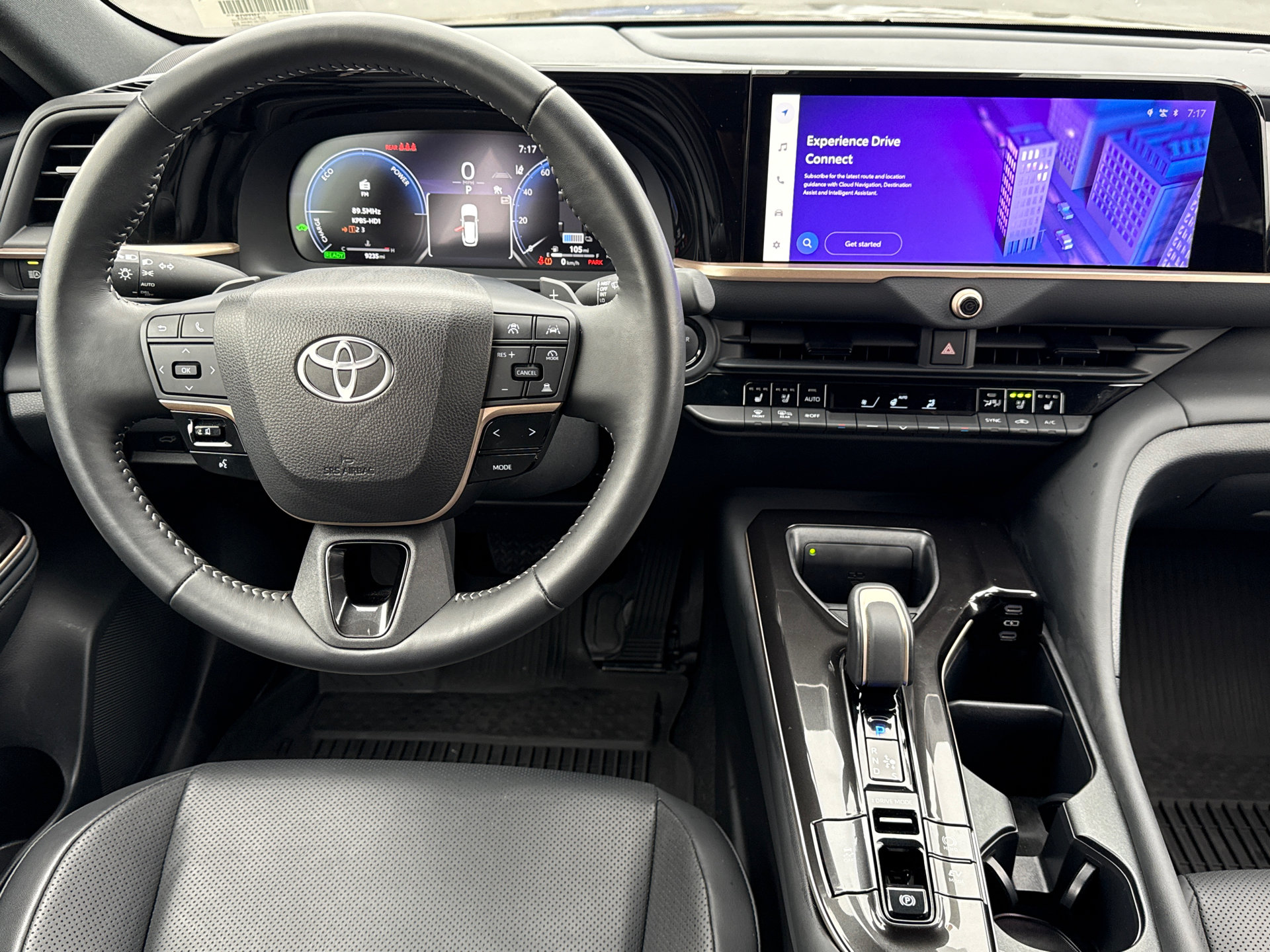 Certified 2025 Toyota Crown Signia AWD/4WD image 20