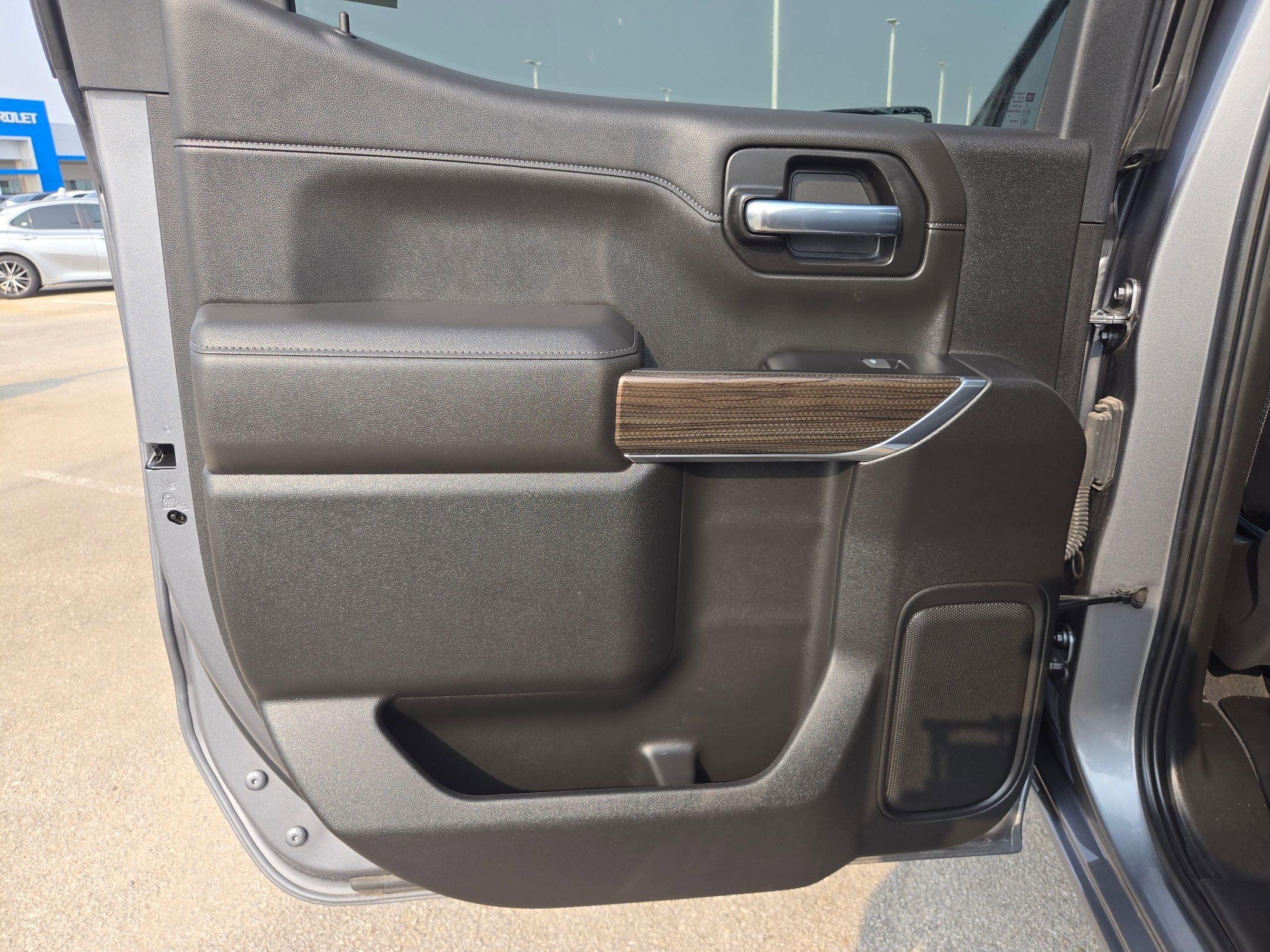 Used 2022 Chevrolet Silverado 1500 RST RWD image 14