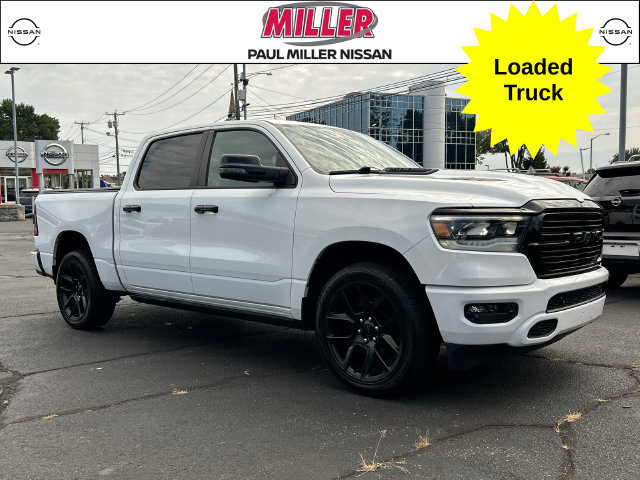 Used 2023 RAM 1500 Laramie AWD/4WD image 1