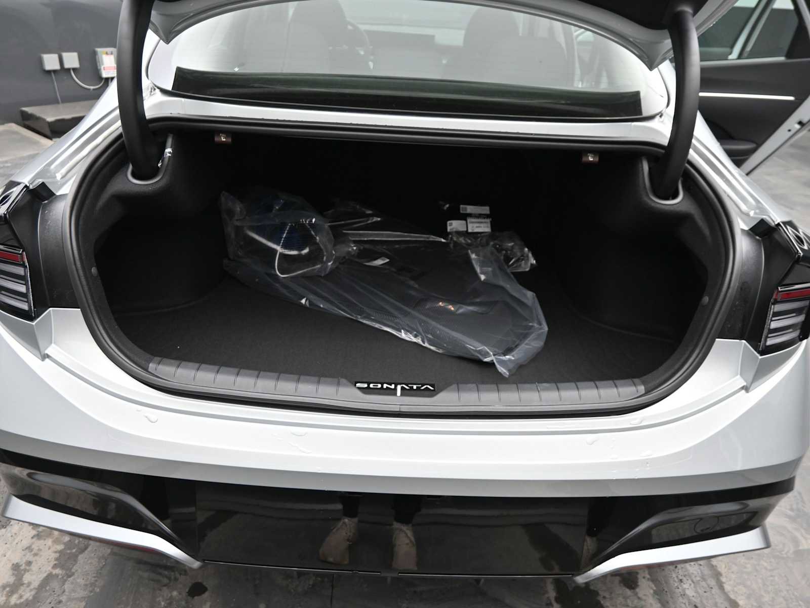 New 2026 Hyundai Sonata SEL image 13