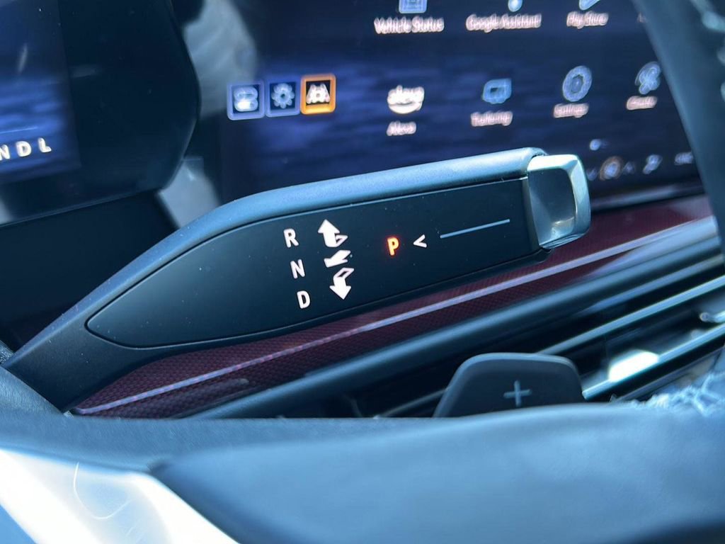 Used 2024 Chevrolet Traverse Z71 image 19