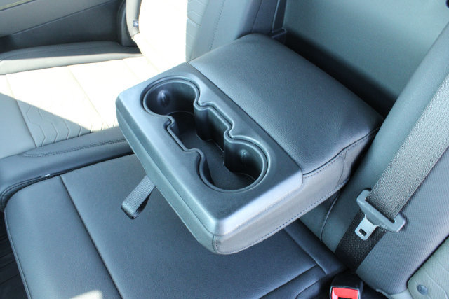 Used 2024 Chevrolet Silverado 2500 ZR2 w/ Technology Package AWD/4WD image 33