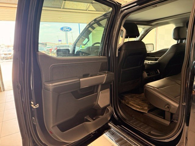 Used 2021 Ford F150 Lariat w/ Equipment Group 502A High AWD/4WD image 17