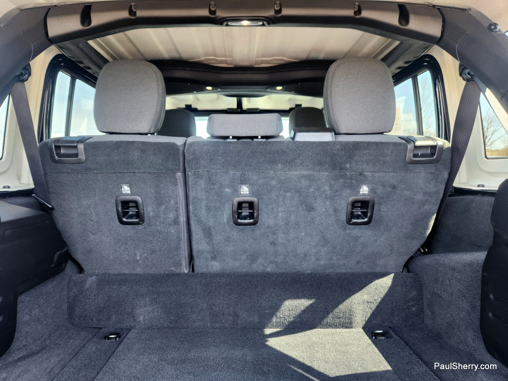 Used 2025 Jeep Wrangler Willys image 21