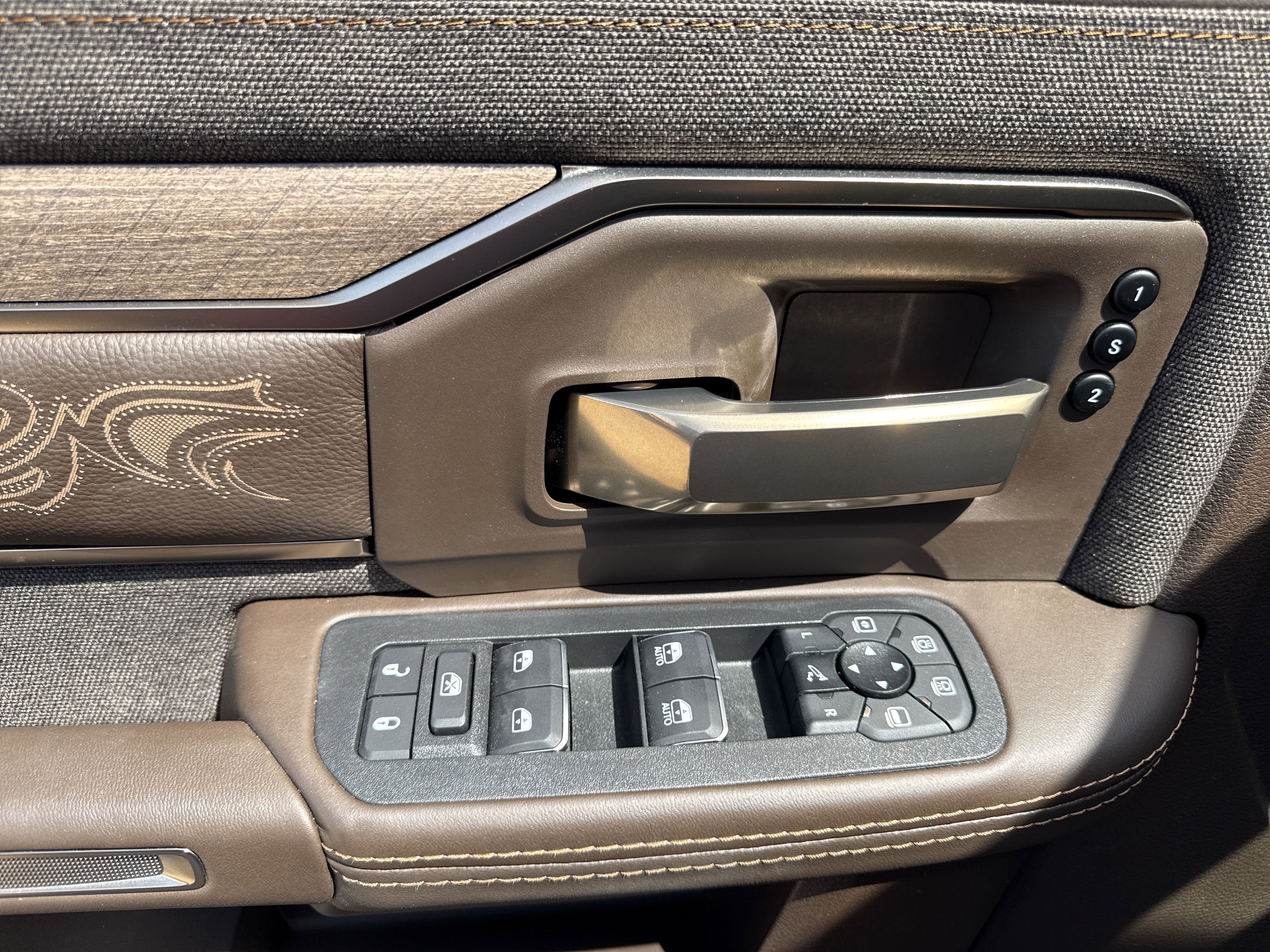 New 2025 RAM 2500 Limited image 13