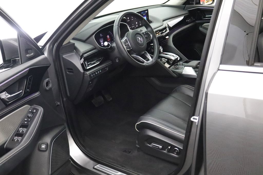 Used 2023 Acura MDX SH-AWD w/ Advance Package image 16