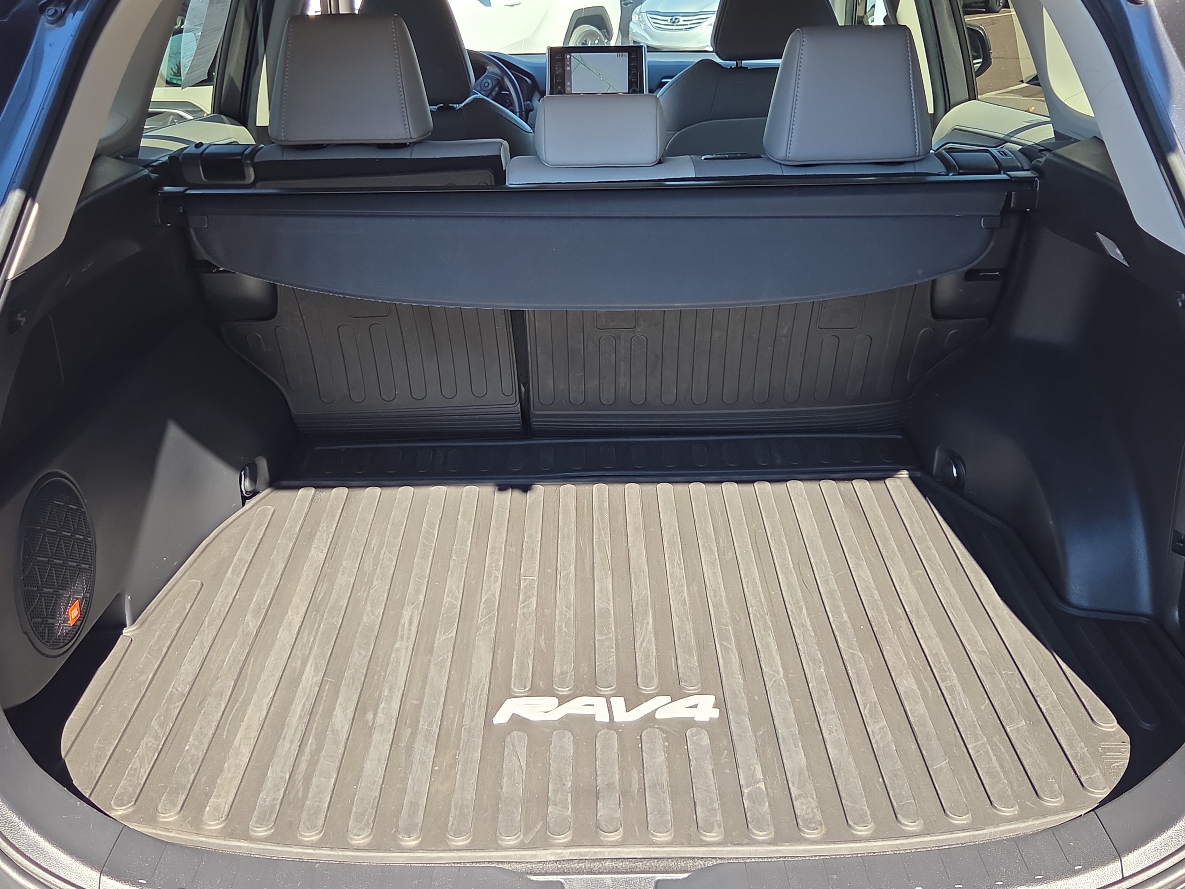 Certified 2020 Toyota RAV4 Limited w/ All Weather Liner Package AWD/4WD image 32
