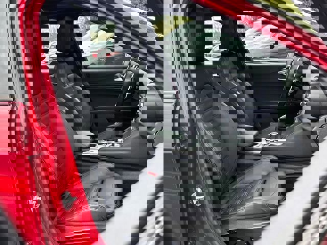 Used 2024 Alfa Romeo Giulia Veloce image 28