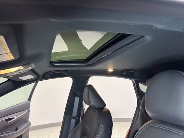 Used 2025 INFINITI QX55 Essential image 2