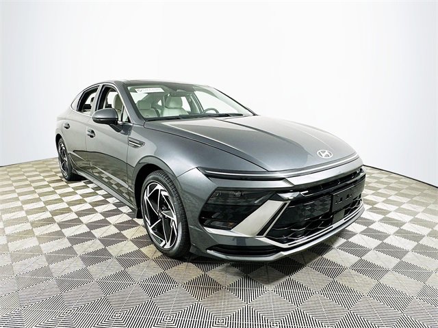 Used 2024 Hyundai Sonata SEL w/ Convenience Package