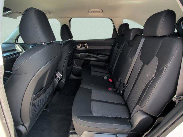 New 2026 Kia Sorento LX FWD image 19