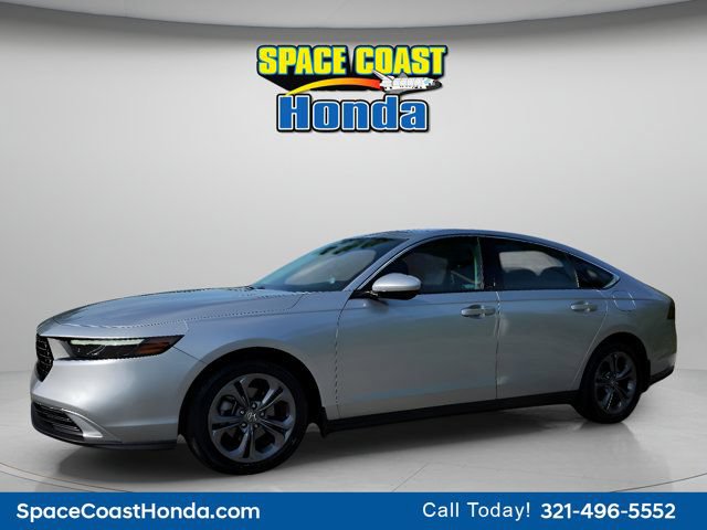 Used 2023 Honda Accord EX image 4