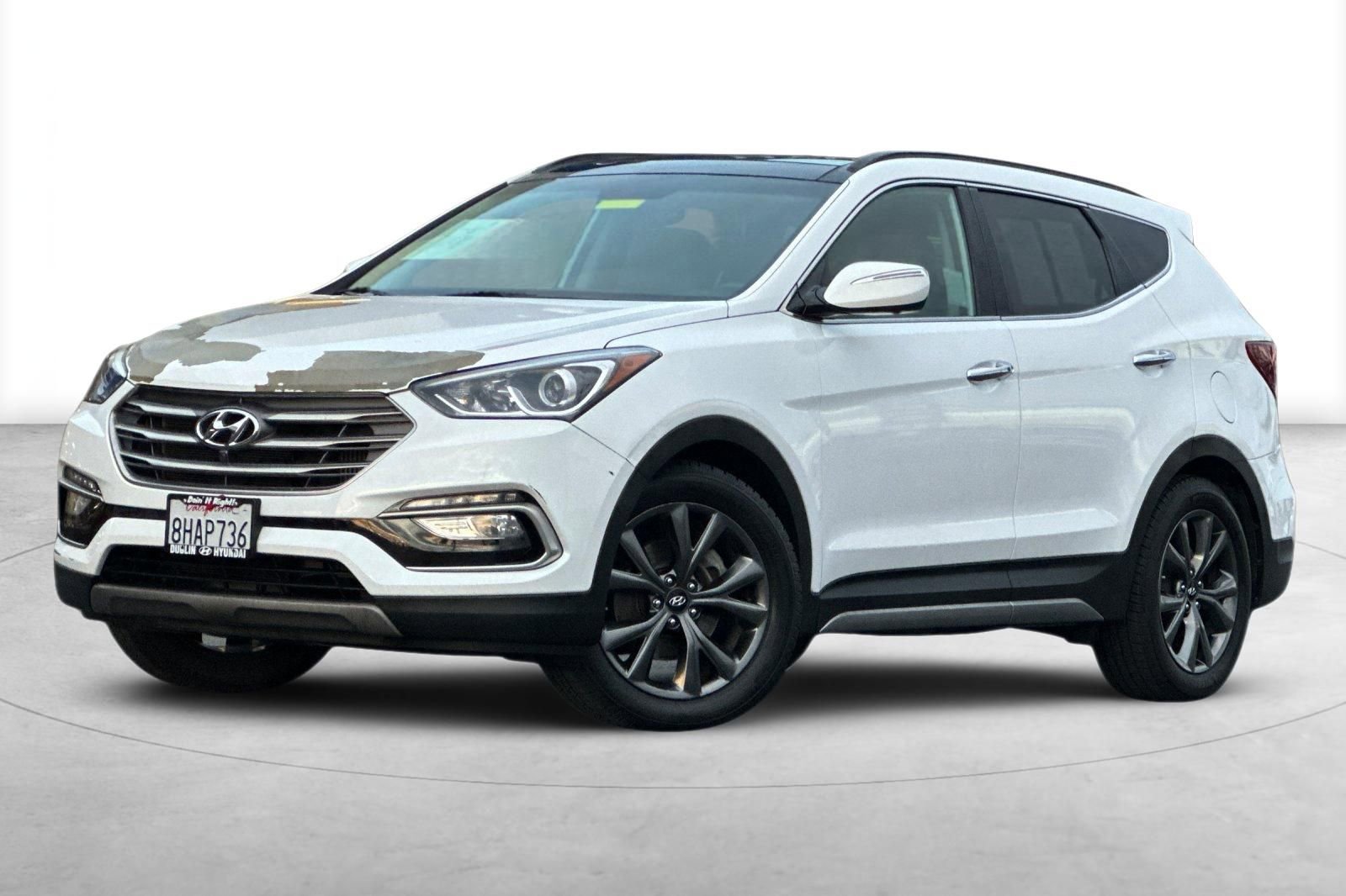 Used 2017 Hyundai Santa Fe Sport image 2