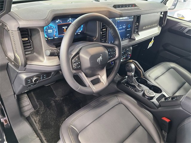 New 2025 Ford Bronco Badlands image 13