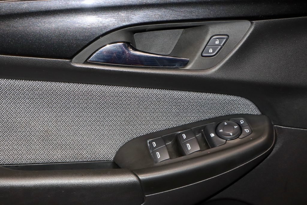 Used 2025 Chevrolet TrailBlazer LT AWD/4WD image 22