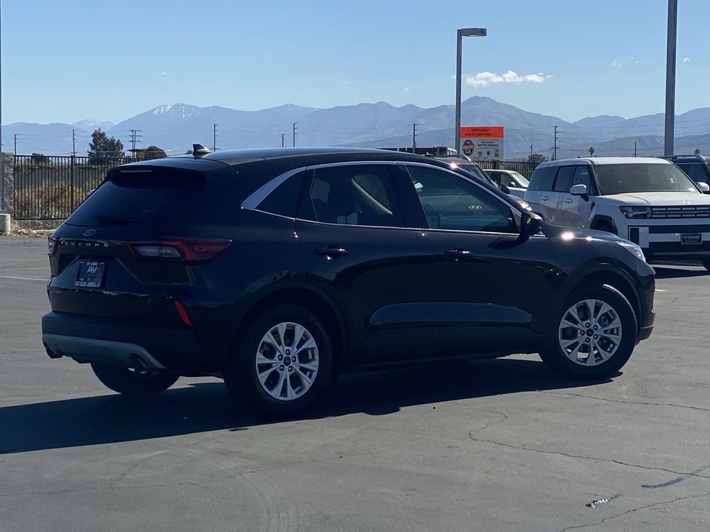 Used 2023 Ford Escape Active image 13