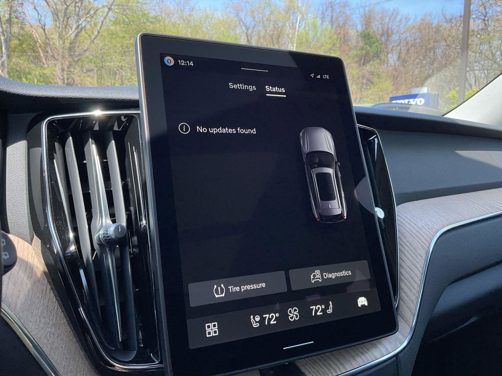 New 2026 Volvo XC60 B5 Plus w/ Climate Package image 25