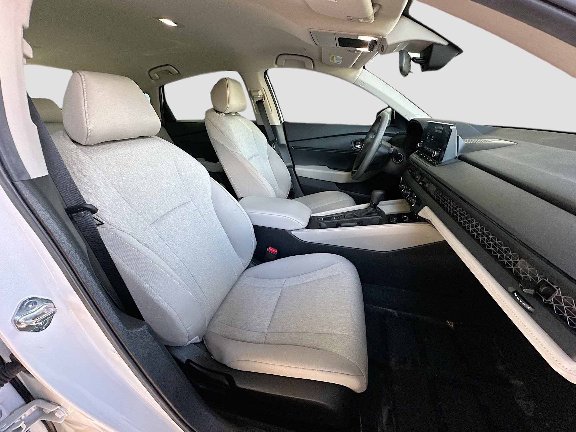 Used 2025 Honda Accord LX image 25