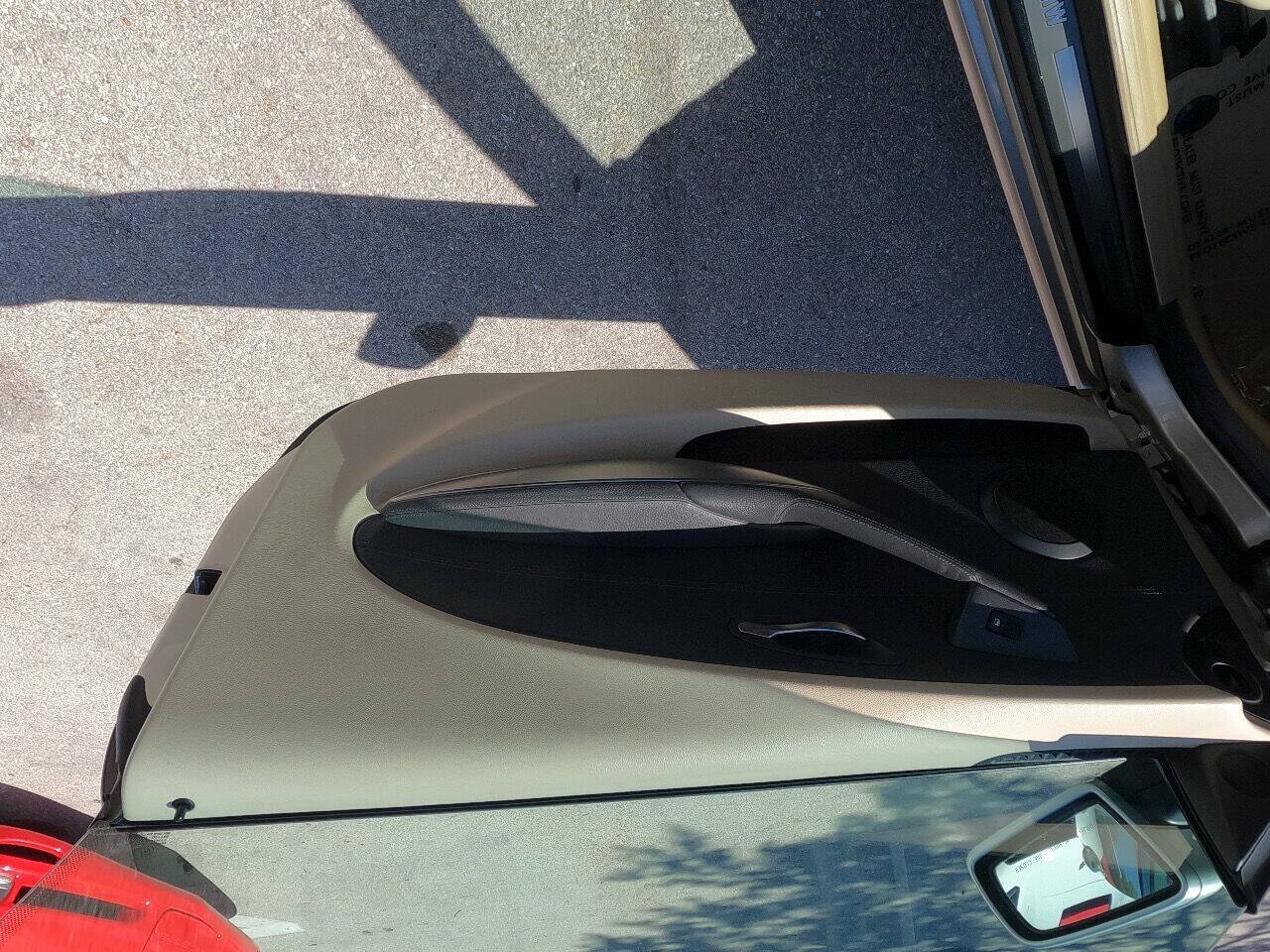 Used 2004 BMW 645Ci Convertible RWD image 15