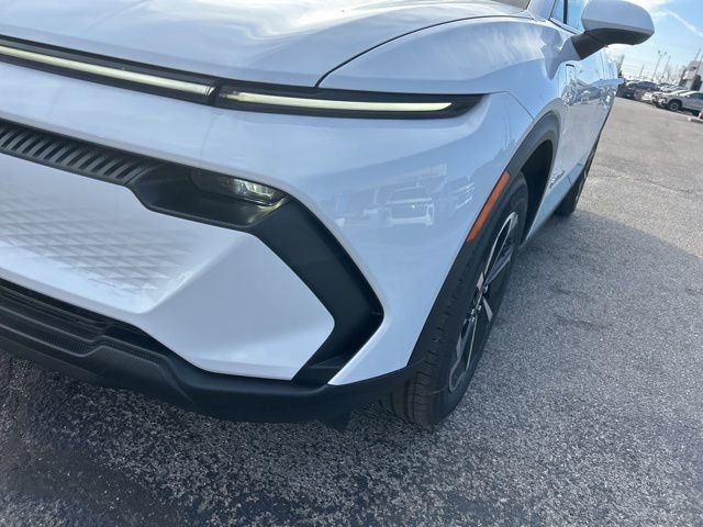 New 2026 Chevrolet Equinox EV LT image 9