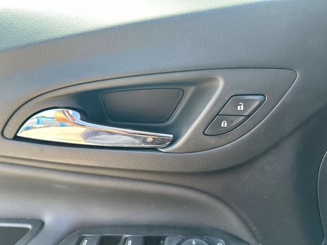 Used 2024 Chevrolet Equinox LT w/ LPO, Floor Liner Package FWD image 52