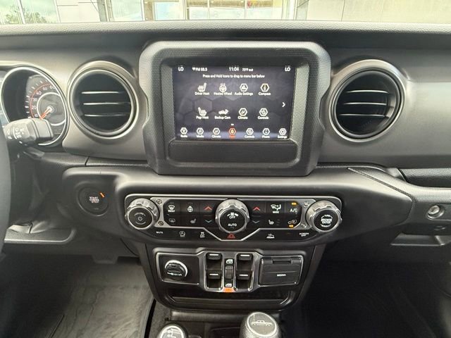 Used 2023 Jeep Gladiator Willys image 21